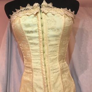 Frederick’s to Hollywood Straight Top Corset